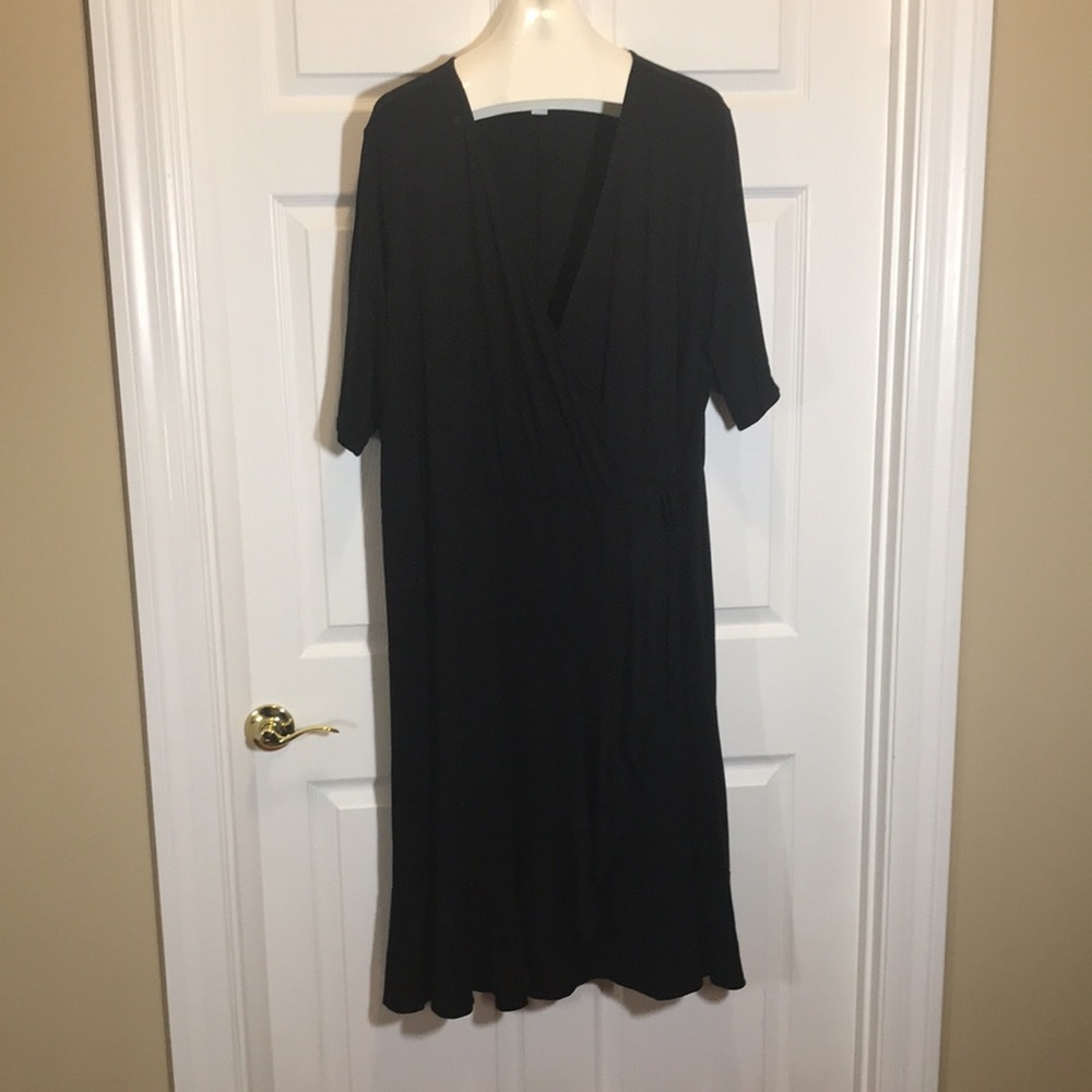 Old Navy Short Sleeve Faux Wrap Dress